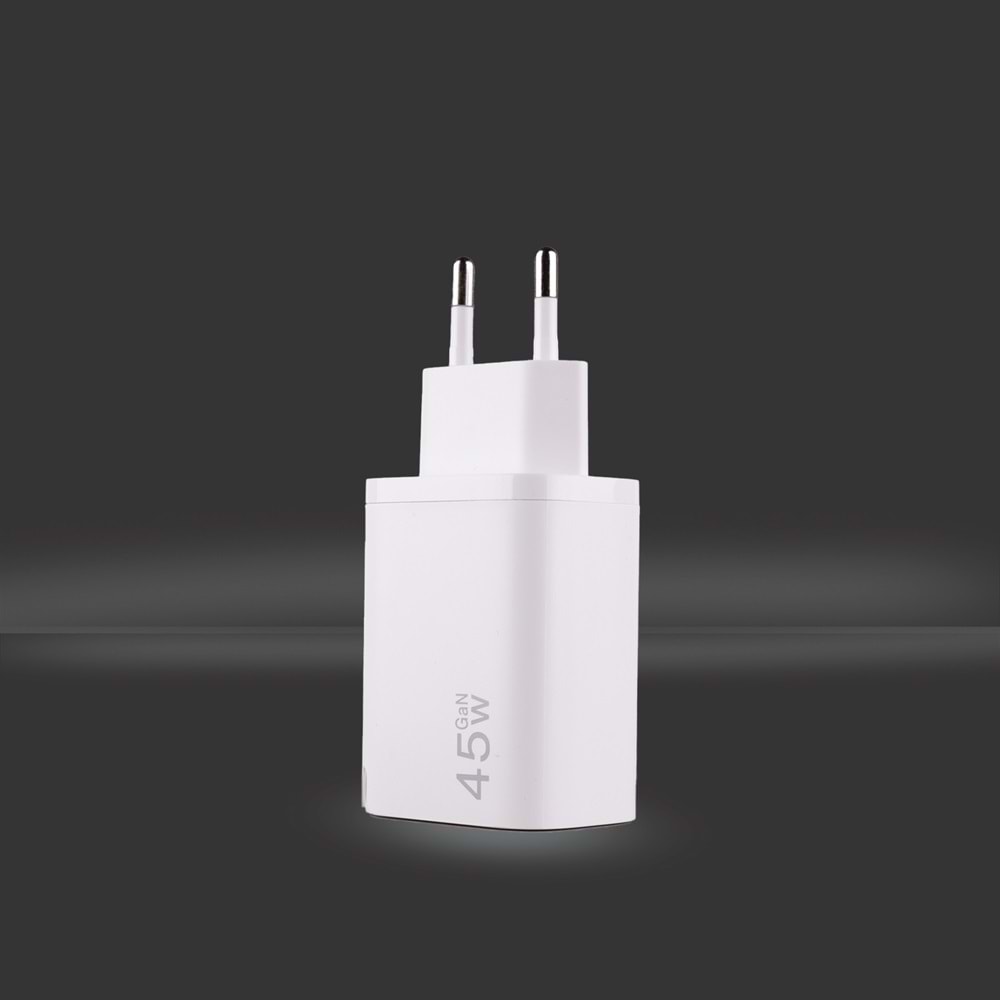 AD17 45W Beyaz Süper Hızlı Şarj Adaptörü – Çift Port USB-A & USB-C, PD + QC3.0 Destekli
